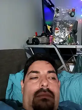 robredoj online show from December 2025 01:02:02 AM