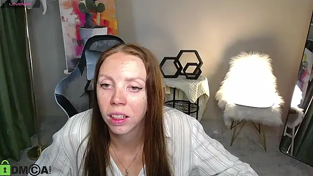 Snapshot of EmilyStevart chatting on August 2026 08:06:02 AM EmilyStevart online show from August 2026 08:06:02 AM