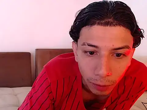 Snapshot of tommy_cutte1 chatting on July 2026 03:31:02 PM tommy cutte1 online show from July 2026 03:31:02 PM
