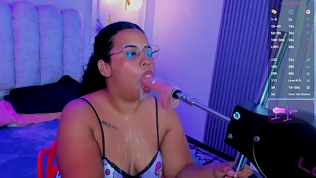bigass brunette  online show from July 2026 04:42:02 AM