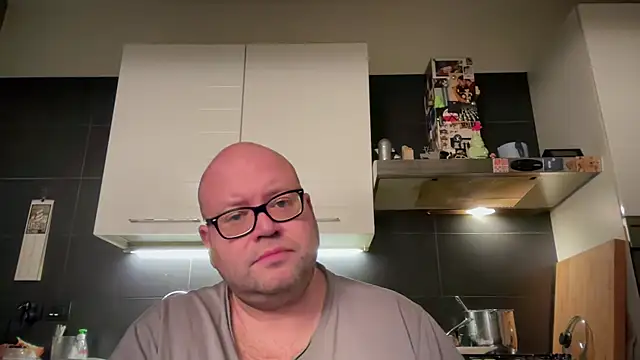 theitalianbear online show from December 2024 12:35:02 AM