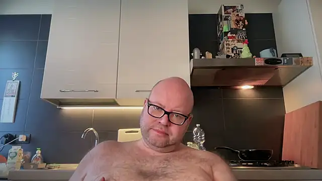 theitalianbear online show from February 2025 08:32:02 AM