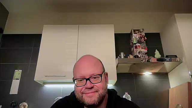 theitalianbear online show from April 2026 09:01:02 PM