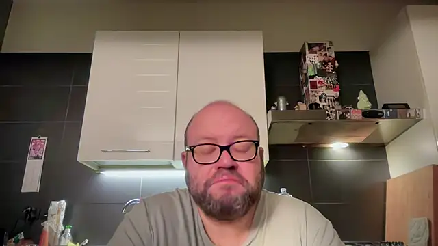 theitalianbear online show from April 2026 03:39:01 AM