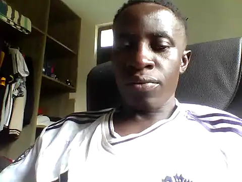 Snapshot of Roy_adventures chatting on July 2026 08:21:01 AM Roy adventures online show from July 2026 08:21:01 AM