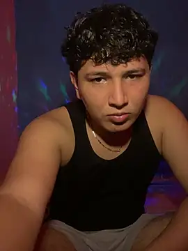 Snapshot of Eduardosexy_ chatting on August 2026 11:28:02 PM Eduardosexy online show from August 2026 11:28:02 PM