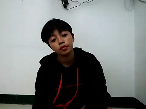 yanzie1300 online show from July 2026 11:39:02 AM