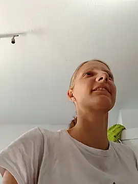 Snapshot of LenaGoldi chatting on July 2026 09:08:01 AM LenaGoldi online show from July 2026 09:08:01 AM