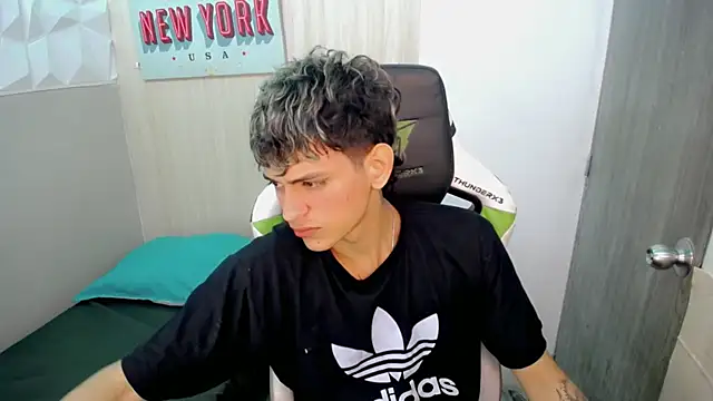 Snapshot of Cody_juniorr_ chatting on August 2026 10:19:02 PM Cody juniorr online show from August 2026 10:19:02 PM