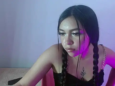Snapshot of Charlotcr chatting on August 2026 08:57:01 AM Charlotcr online show from August 2026 08:57:01 AM