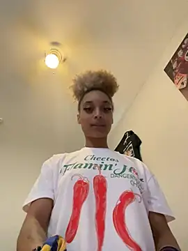 simplypire  online show from August 2026 09:57:01 PM