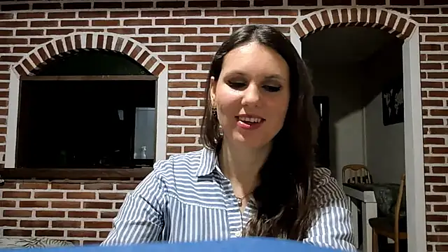 Snapshot of JacklynSwisshelm chatting on August 2026 12:18:02 PM JacklynSwisshelm online show from August 2026 12:18:02 PM