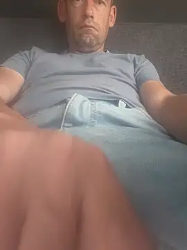 Wimpie geil online show from August 2026 07:22:02 AM