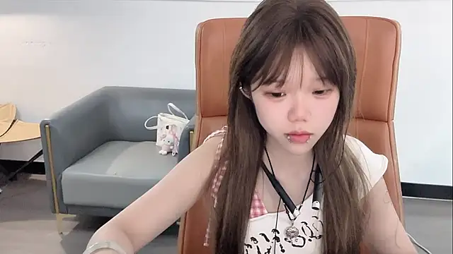 Snapshot of xiaoting-baby chatting on August 2026 09:12:02 AM xiaoting-baby online show from August 2026 09:12:02 AM