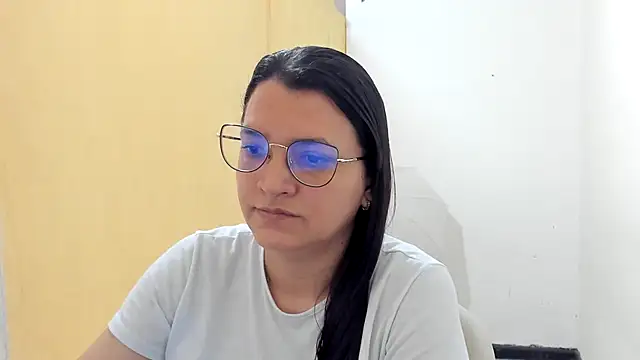 MARILYN GARCIA online show from October 2025 01:22:01 PM