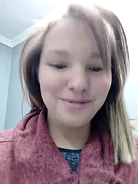 Snapshot of Tinybabeplays chatting on August 2026 02:08:01 PM Tinybabeplays online show from August 2026 02:08:01 PM