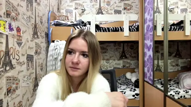 Snapshot of babycuteshy chatting on August 2026 10:01:02 PM babycuteshy online show from August 2026 10:01:02 PM