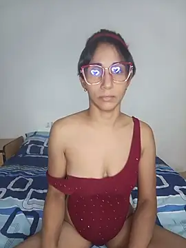 kira69167 online show from August 2026 03:32:02 AM