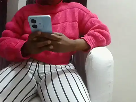 Snapshot of Naughtybadgal22 chatting on August 2026 09:44:02 AM Naughtybadgal22 online show from August 2026 09:44:02 AM