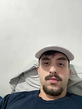 Snapshot of guilhermebolsson chatting on August 2026 12:34:02 AM guilhermebolsson online show from August 2026 12:34:02 AM