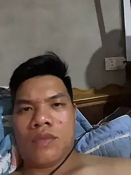 Snapshot of yangloc chatting on August 2026 01:24:01 PM yangloc online show from August 2026 01:24:01 PM