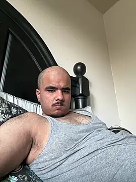 Snapshot of brownbear_21 chatting on August 2026 12:23:01 AM brownbear 21 online show from August 2026 12:23:01 AM