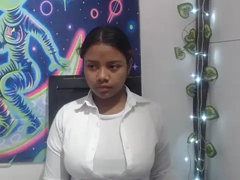 Snapshot of lau_sofia21 chatting on August 2026 12:40:01 PM lau sofia21 online show from August 2026 12:40:01 PM