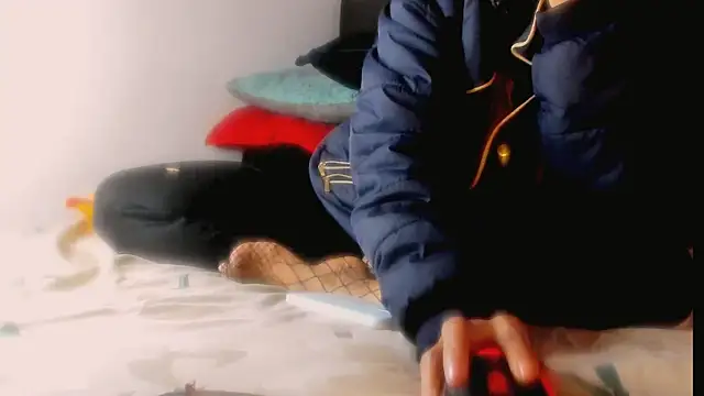 Snapshot of _thamara25 chatting on February 2025 12:03:01 AM thamara25 online show from February 2025 12:03:01 AM
