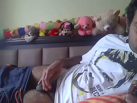 rarindam17 online show from December 2025 04:30:02 AM