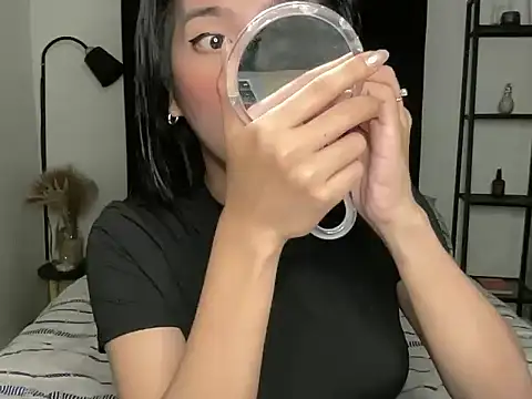 your bianca69 online show from October 2025 12:11:01 AM