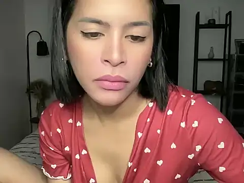 your bianca69 online show from October 2025 12:02:01 AM