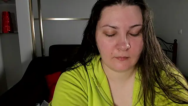 MarySwon online show from December 2024 05:14:01 PM