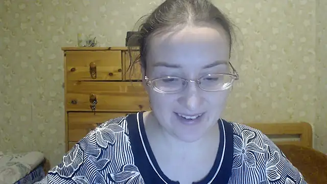 Smart Rose online show from February 2025 03:56:02 PM