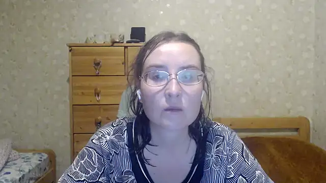 Smart Rose online show from March 2025 11:00:02 PM