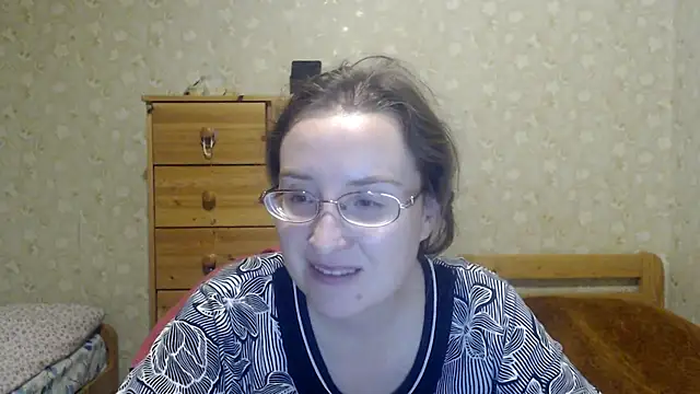 Smart Rose online show from March 2025 06:54:01 PM