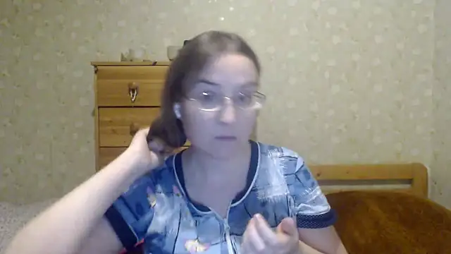 Smart Rose online show from March 2025 10:10:01 PM