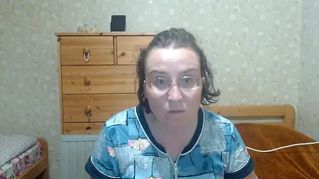 Smart Rose online show from September 2025 10:00:02 PM