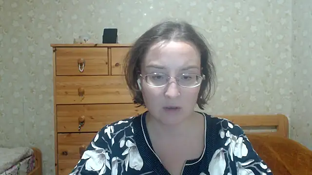 Smart Rose online show from October 2025 08:05:02 PM