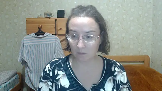 Smart Rose online show from October 2025 04:08:01 PM