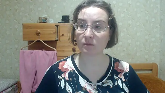 Smart Rose online show from March 2026 04:45:01 PM