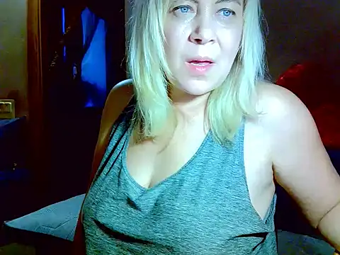 AgoniA7 online show from March 2026 03:59:02 PM