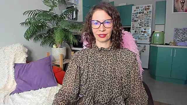 ChristinaGlory online show from May 2026 06:09:01 PM
