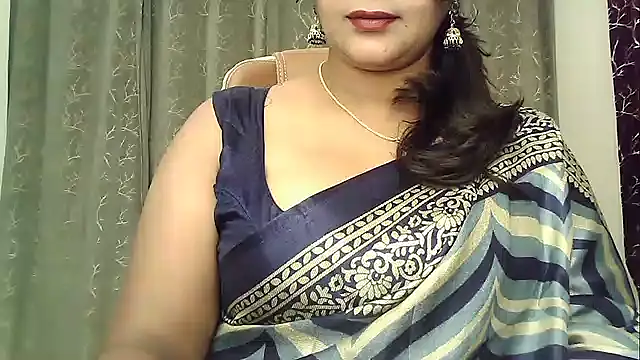 Snapshot of Spandana_Sweety chatting on July 2026 06:47:02 AM Spandana Sweety online show from July 2026 06:47:02 AM