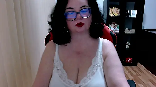 MissTroublle online show from June 2026 09:45:01 AM