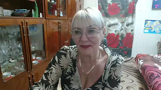 JenaCheim online show from December 2025 08:40:01 PM