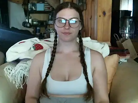 katie kitten38 online show from April 2026 06:02:01 PM