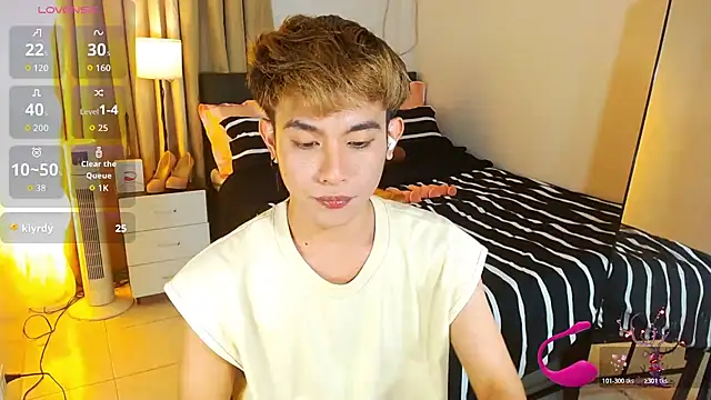WildestTwink online show from July 2026 01:29:01 PM