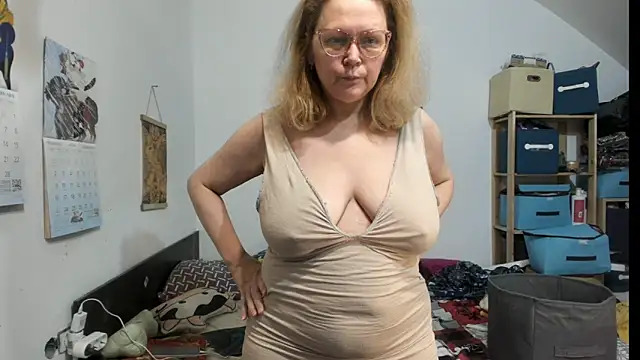 switchlorenx online show from February 2026 09:07:01 PM