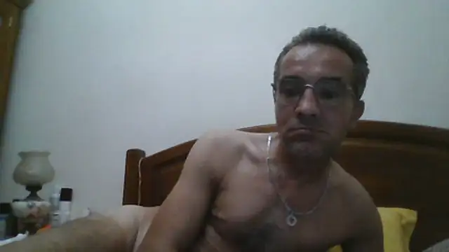 CarlosRocha73 online show from June 2026 11:16:02 PM