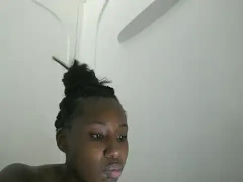 Xochillovemoney2 online show from September 2025 06:46:02 AM